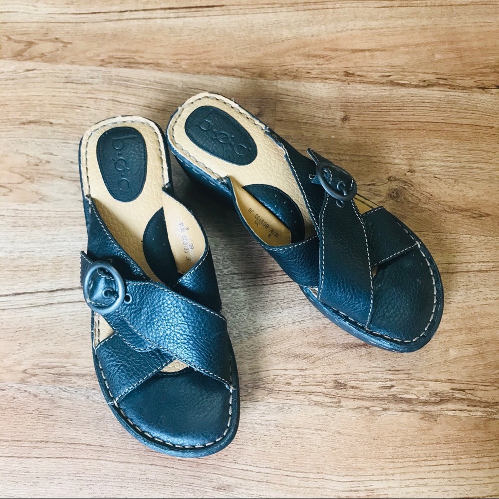 BOC Black Leather Wedge Sandals Size 8
